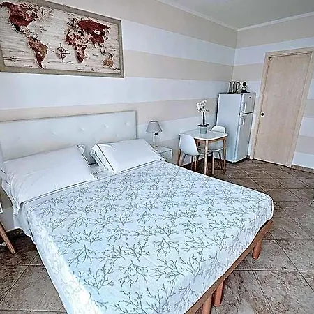 Apartmanhotel & Vento Mare 4*